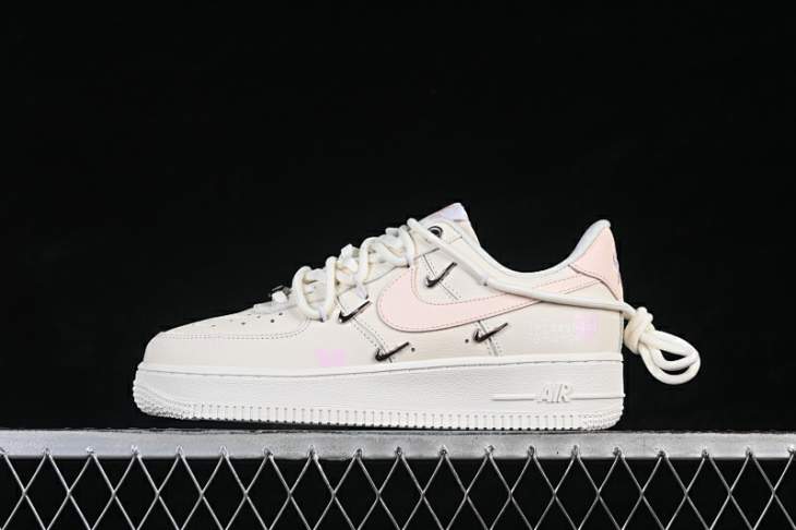 Picture of Air Force 1 _SKUfw22340190980064925fw